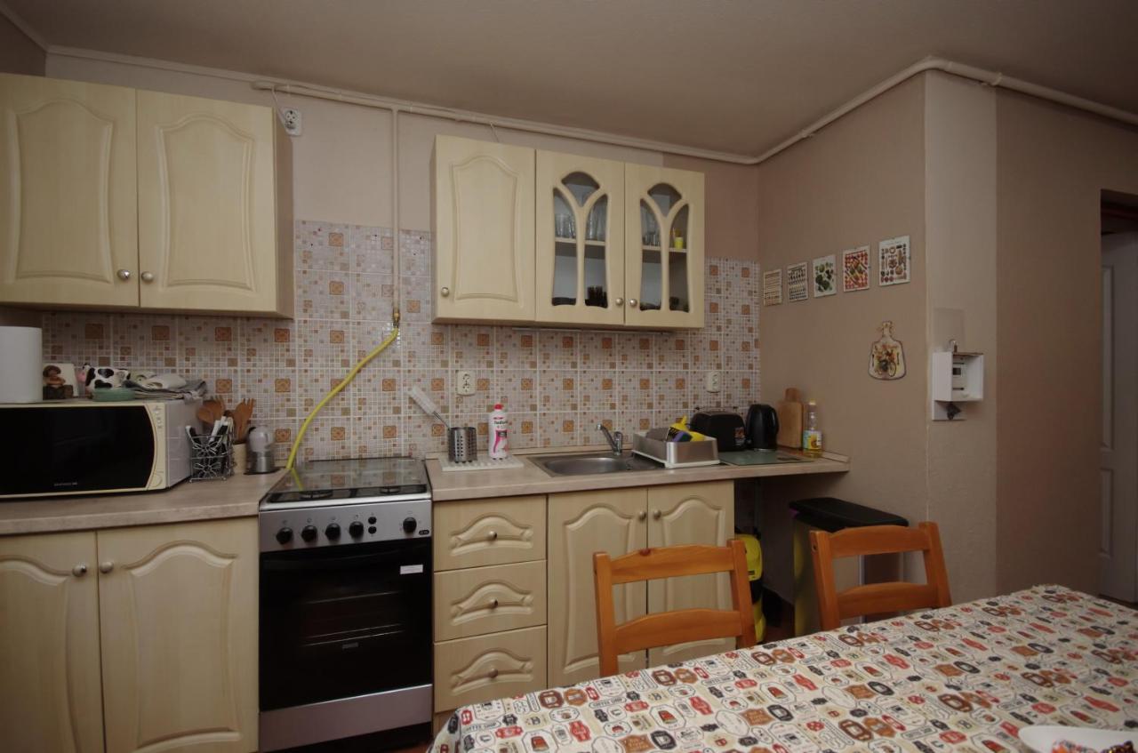 Bodza Apartman Gyula Buitenkant foto